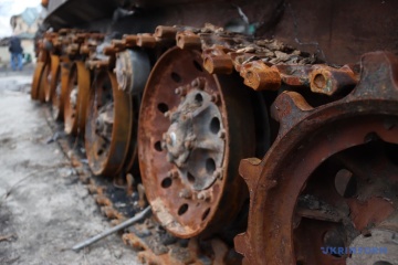 Ukrainian Fighters Destroy Two Russian Tanks With Drones On Kursk Axis