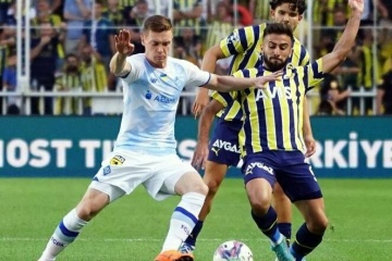 Dynamo Beat Fenerbahce Win Through To Champions League Third Qualifying Round