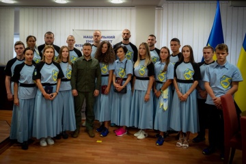 President Zelensky Meets With Ukrainian Athletes