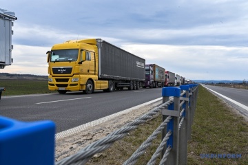 Polish Farmers To Block Freight Traffic At Grebenne Rava Ruska Checkpoint On Tuesday