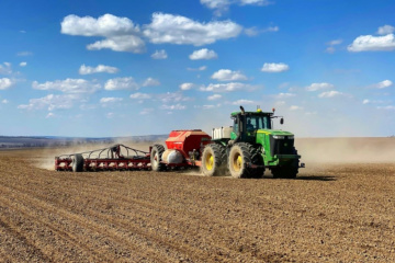 Ukraine Boosts Farm Equipment Compensation To 40 For Farmers In War Affected Areas