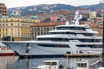 Medvedchuk A S Yacht Acquires Status Of Ukrainian Vessel