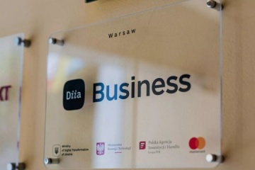 Ukrainians In Poland Try To Register Businesses That Require Least Amount Of Money