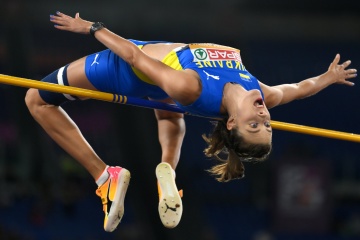 Ukraine A S Yaroslava Mahuchikh Sets World Record In High Jump