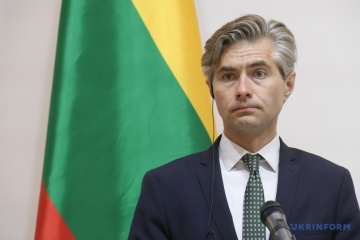 Eu Remains Skeptical About Seizing Russia A S Frozen Assets Lithuania A S Fm Says