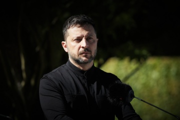 Zelensky Meets With Witkoff