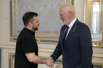 Zelensky Discusses Defense Support With Dutch Parliament Representative