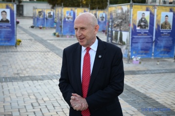 Uk Defense Secretary On Putin At Beijing Parade It Shows He Is Weak