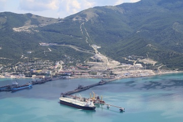 Russia S Sheskharis Terminal Halts Oil Loading After Drone Attack A Reuters